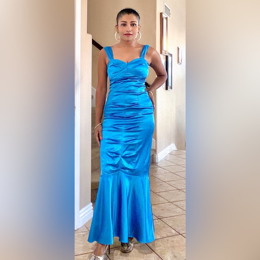 Morgan and Company Satin Fitted Blue Mermaid Evening Prom Dress size-small